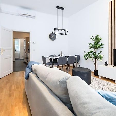 Orestaliving - Spacious 2Br On The Danube Canal Viena Exterior foto